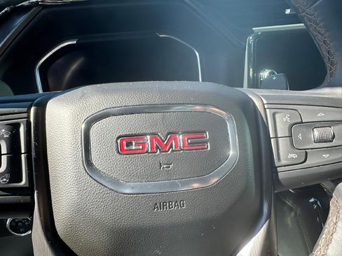 Certified 2023 GMC Sierra 1500 AT4 w/ AT4 Premium Package image 22