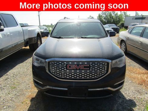 Used 2017 GMC Acadia Denali w/ Technology Package AWD/4WD image 8
