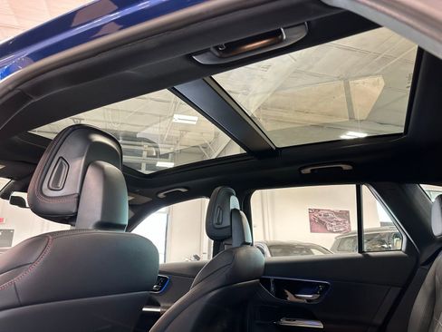 Used 2025 Mercedes-Benz GLC 43 AMG 4MATIC image 37