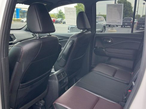 Used 2023 Honda Ridgeline Black Edition image 29