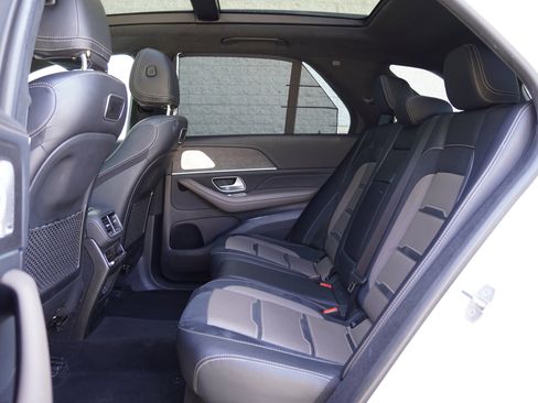 Used 2021 Mercedes-Benz GLE 63 AMG S image 31