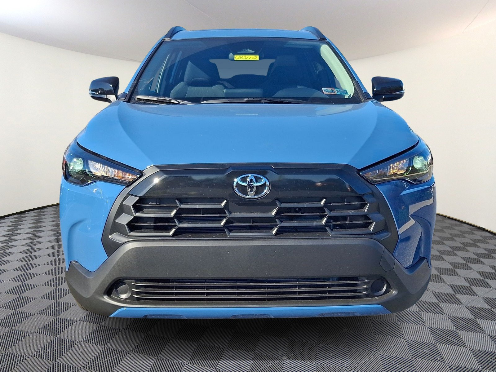 New 2026 Toyota Corolla Cross LE w/ Moonroof Package AWD/4WD image 2