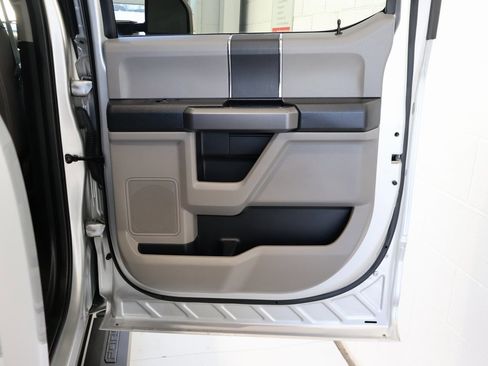 Used 2019 Ford F250 XLT image 30