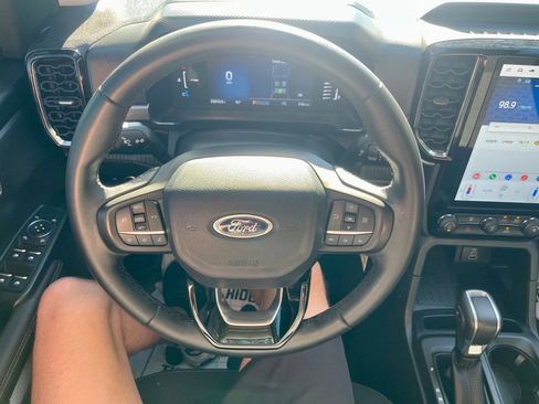 Used 2024 Ford Ranger XLT image 13