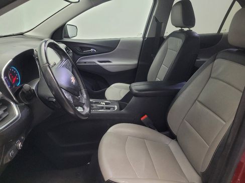 Used 2019 Chevrolet Equinox Premier FWD image 17
