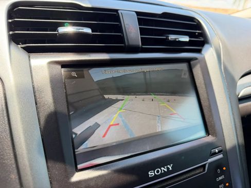 Used 2015 Ford Fusion Titanium FWD image 16