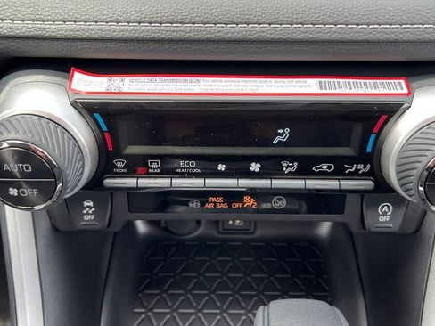 New 2025 Toyota RAV4 XLE image 28