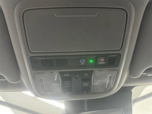 Used 2019 Honda Pilot Touring image 35