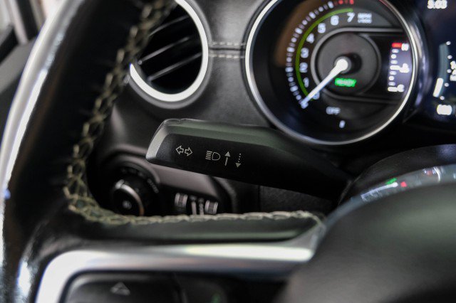 Used 2021 Jeep Wrangler Unlimited Sahara w/ Cold Weather Group AWD/4WD image 17