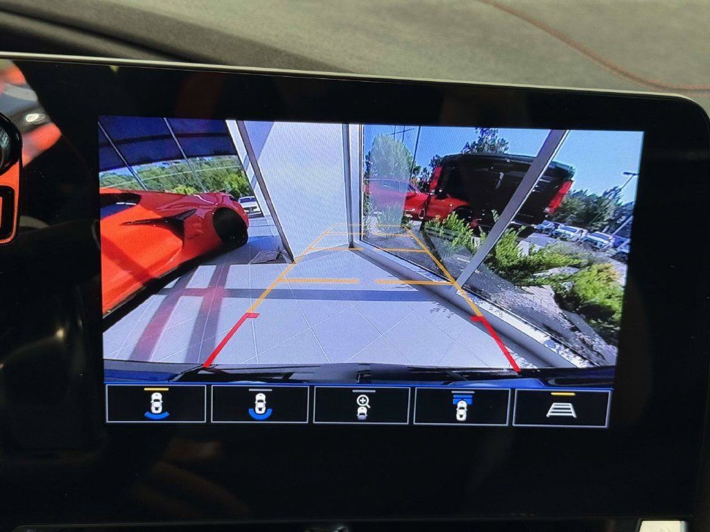 Used 2023 Chevrolet Corvette Stingray Premium Cpe w/ Z51 Performance Package RWD image 5