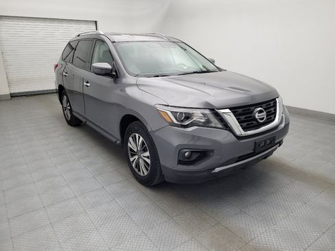 Used 2018 Nissan Pathfinder SV AWD/4WD image 13