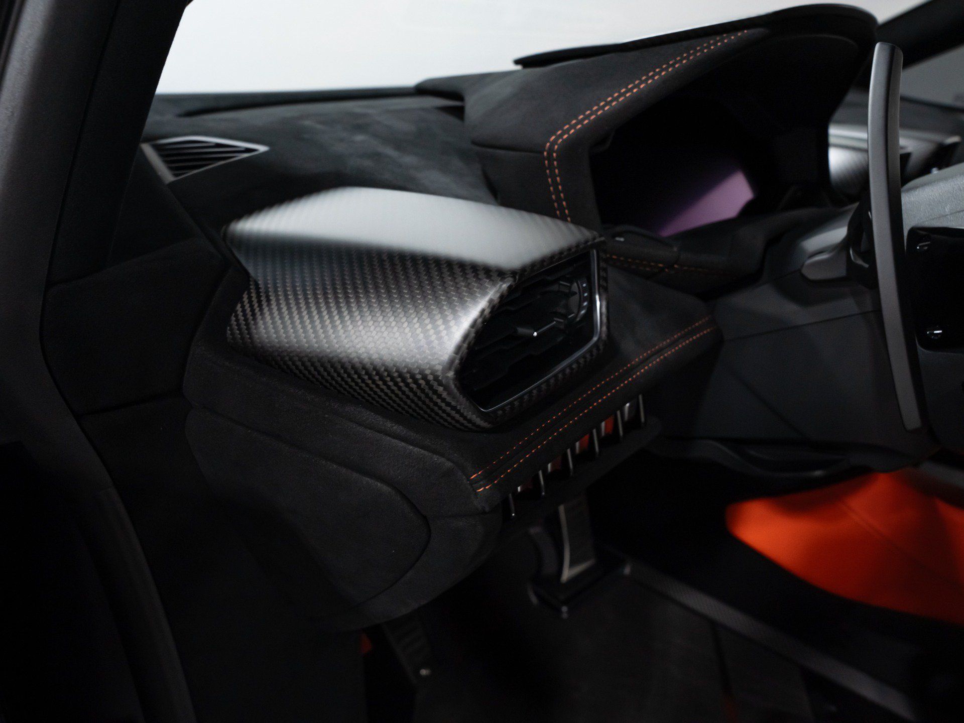 Used 2024 Lamborghini Huracan STO RWD image 63