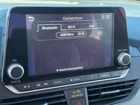 Used 2023 Nissan Altima 2.5 SV FWD image 18