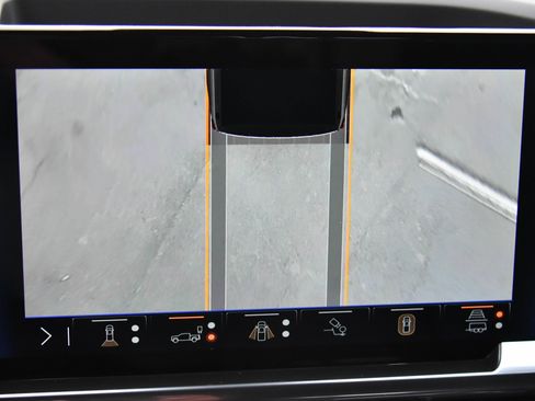 Used 2025 Chevrolet Silverado 1500 LTZ w/ Technology Package image 23