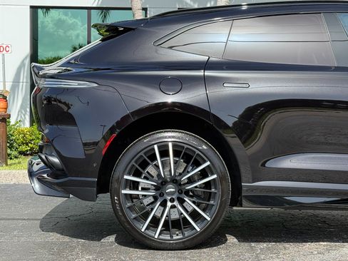 Used 2023 Aston Martin DBX 707 AWD/4WD image 4