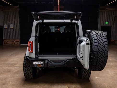 Used 2026 Ford Bronco Outer Banks image 9