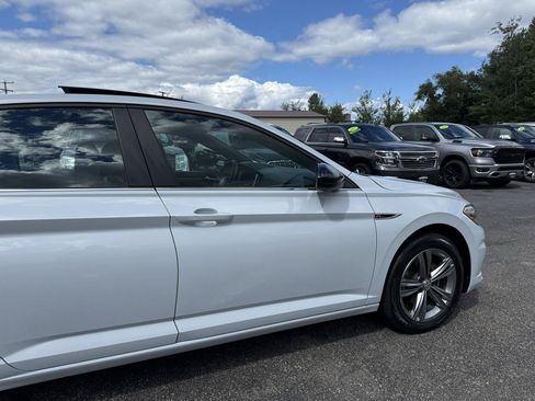 Used 2019 Volkswagen Jetta R-Line FWD image 15