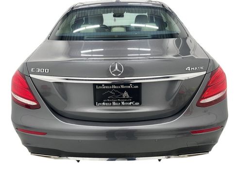 Used 2018 Mercedes-Benz E 300 4MATIC image 5