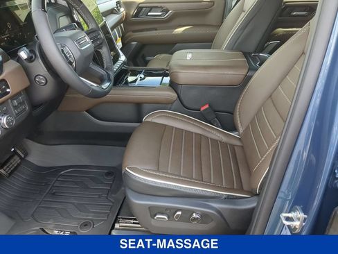 New 2026 GMC Yukon XL Denali Ultimate w/ LPO, Floor Liner Package AWD/4WD image 17