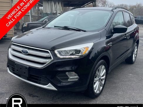Used 2019 Ford Escape SEL image 1