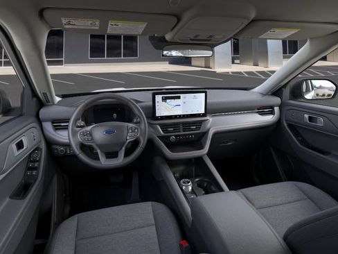 New 2026 Ford Explorer Active RWD image 9