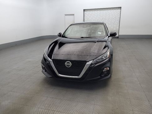 Used 2020 Nissan Altima 2.0 Platinum image 15