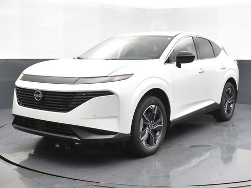 New 2025 Nissan Murano SV image 2