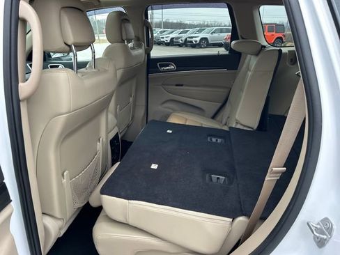 Used 2021 Jeep Grand Cherokee Limited w/ Trailer Tow Group IV image 42