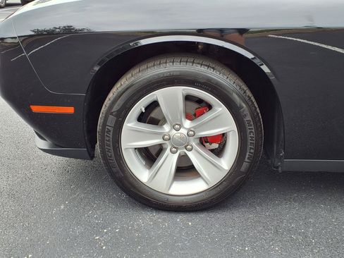Used 2023 Dodge Challenger SXT RWD image 22