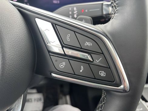 Used 2025 Buick Enclave Preferred w/ Power Package AWD/4WD image 22