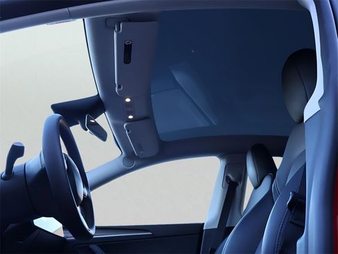 Used 2023 Tesla Model Y Long Range image 23