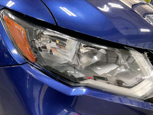 Used 2017 Nissan Rogue SV AWD/4WD image 27