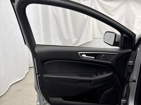 Certified 2024 Ford Edge SEL w/ Convenience Package AWD/4WD image 11