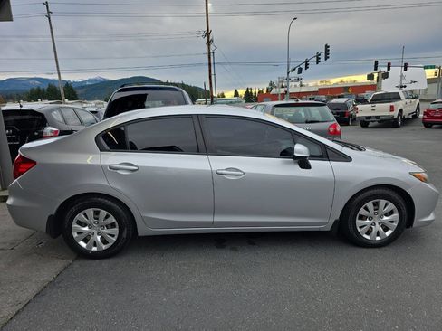 Used 2012 Honda Civic LX image 2