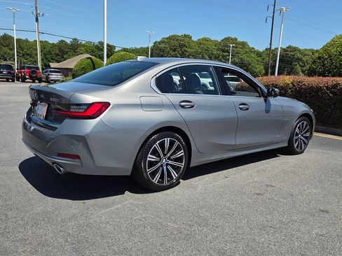 Used 2025 BMW 330i xDrive Sedan AWD/4WD image 9