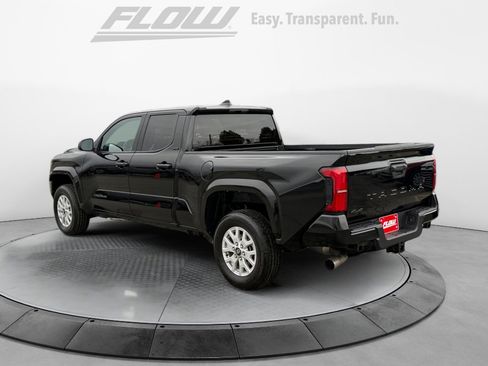 Used 2025 Toyota Tacoma SR5 image 6