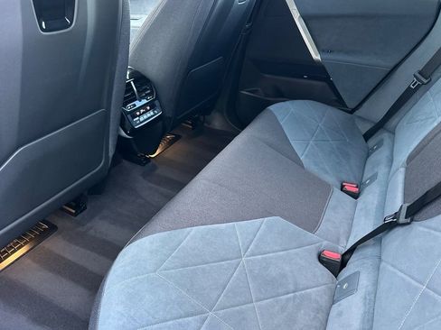 Used 2023 BMW iX xDrive50 w/ Sport Package image 12