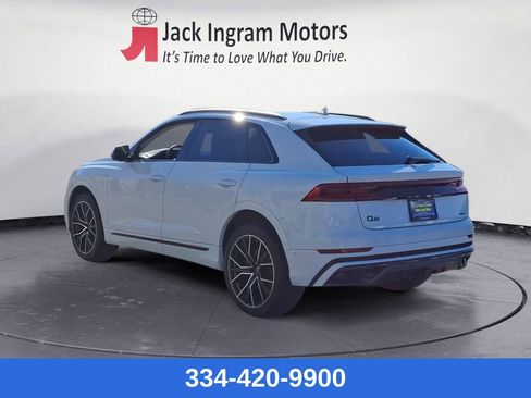 Used 2023 Audi Q8 Premium Plus image 3