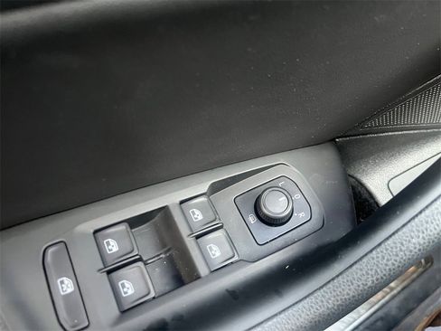 Used 2019 Volkswagen Arteon SE image 9