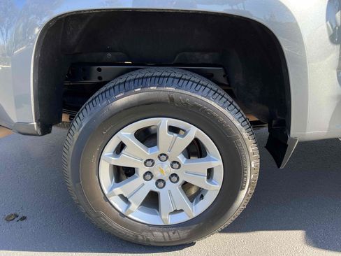 Used 2020 Chevrolet Colorado LT w/ LT Convenience Package image 47