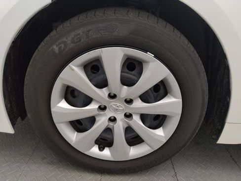 Used 2022 Toyota Corolla LE FWD image 31