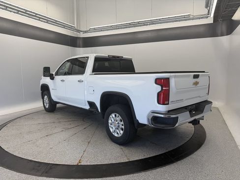 Used 2024 Chevrolet Silverado 3500 LTZ w/ LTZ Plus Package AWD/4WD image 3