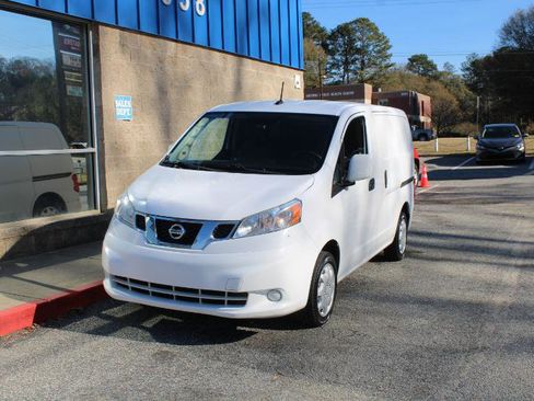 Used 2017 Nissan NV200 SV w/ Technology Package image 3