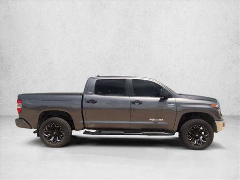 Used 2021 Toyota Tundra SR5 RWD image 4