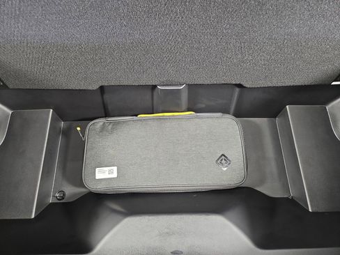 Used 2024 Rivian R1S Adventure AWD/4WD image 14