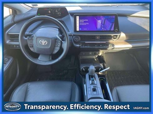 Certified 2023 Toyota Prius XLE image 13