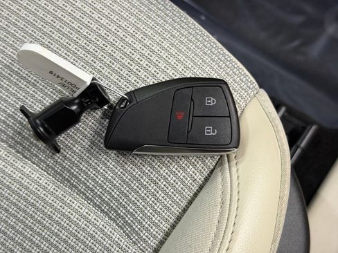 Certified 2023 Buick Envision Preferred FWD image 20