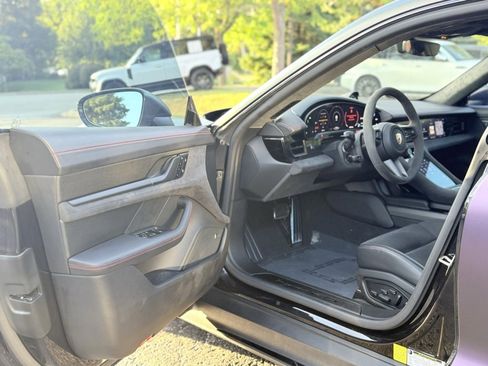 Used 2024 Porsche Taycan GTS image 28