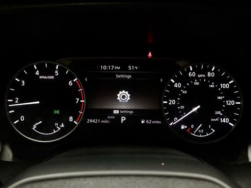 Certified 2025 Nissan Rogue SV image 25