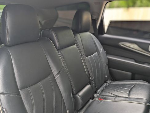 Used 2020 INFINITI QX60 Luxe w/ Essential Package FWD image 26